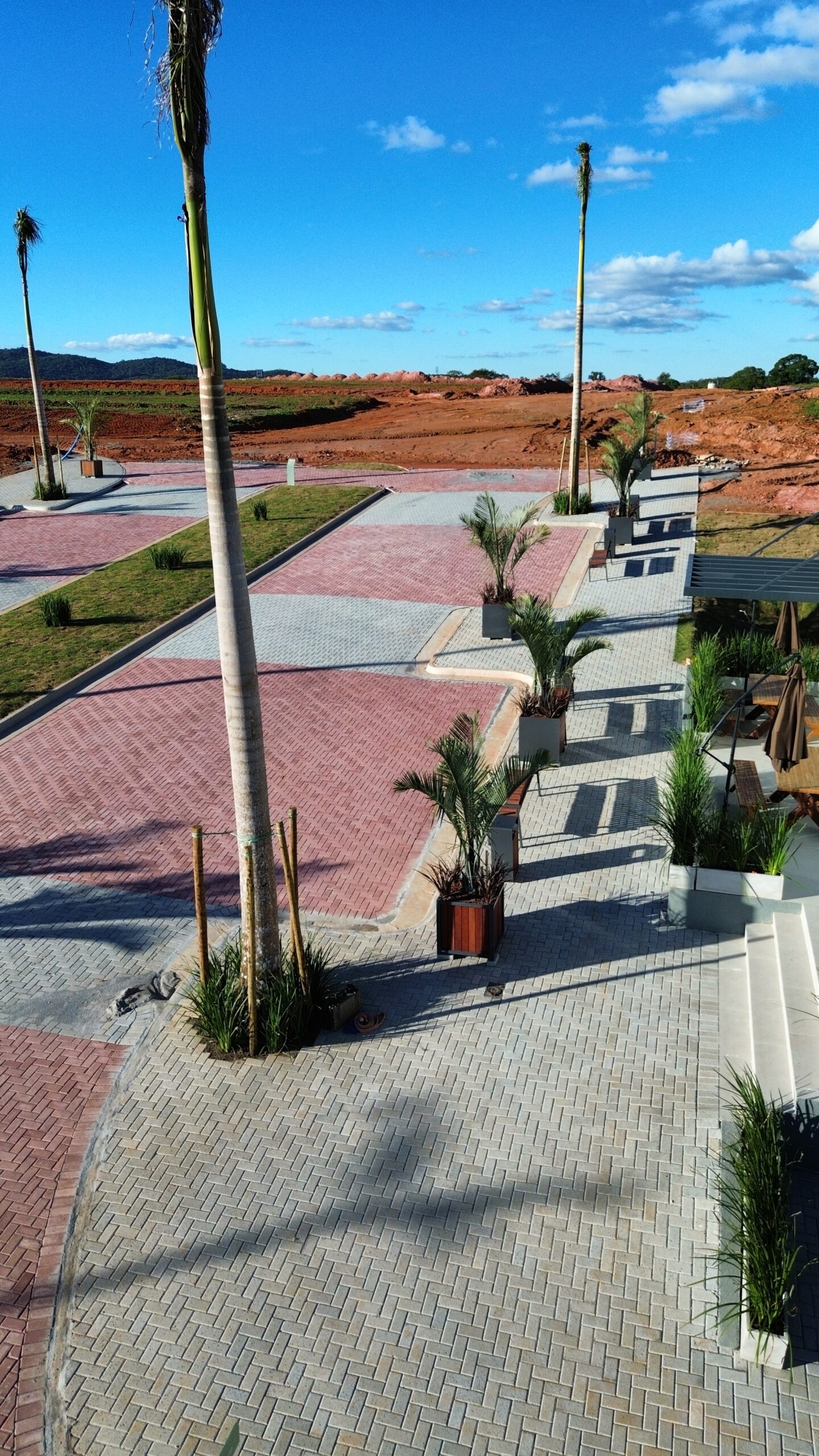 dji_fly_20251126_171714_407_1764188245341_photo_optimized